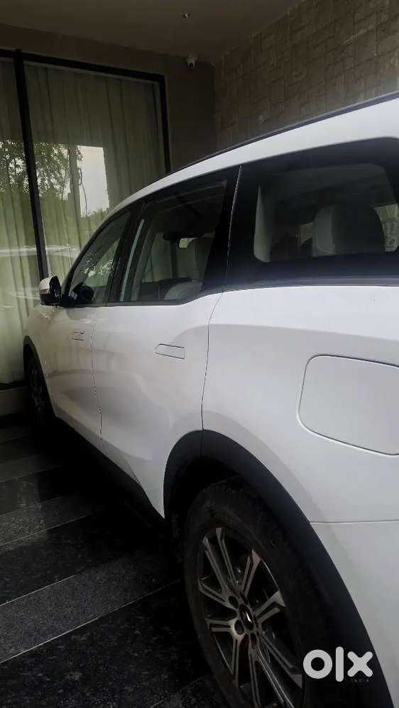 Mahindra Xuv700 Diesel At 2025 (7,000 Kilometers)