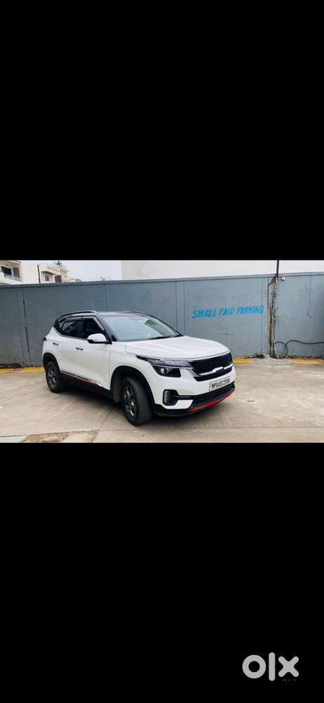 Kia Seltos 1.5 Petrol 2021 Original Colour White Modified With Gt Line