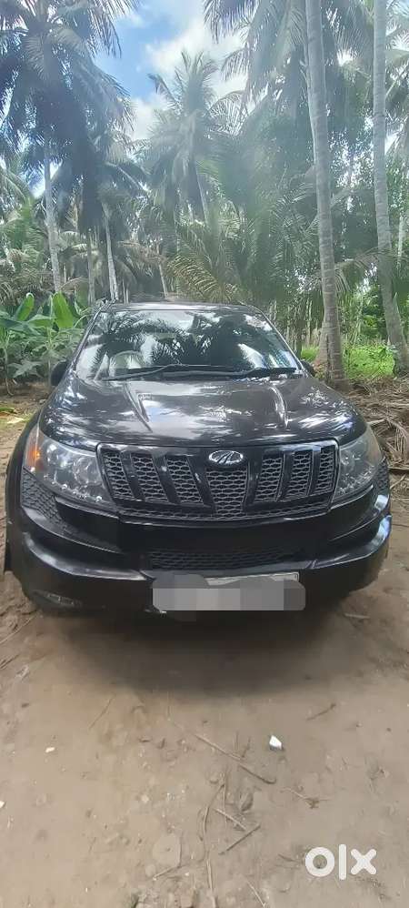 Mahindra Xuv500 2014 Diesel 130000 Km Driven