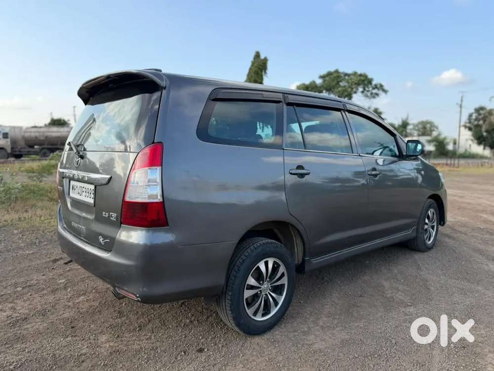 Toyota Innova 2.5 G 2012