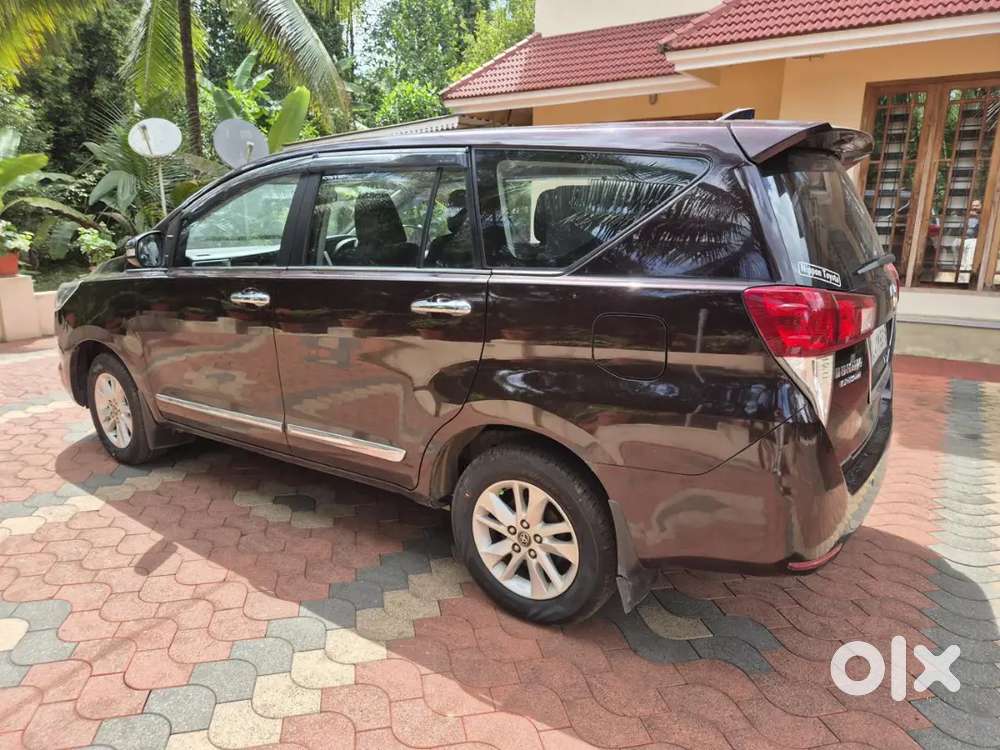 Innova Crysta Vx Manual