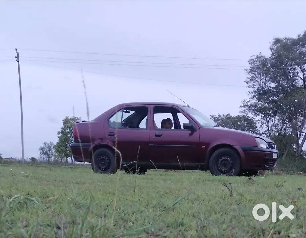 Ford Ikon 1.6 Rally 2000