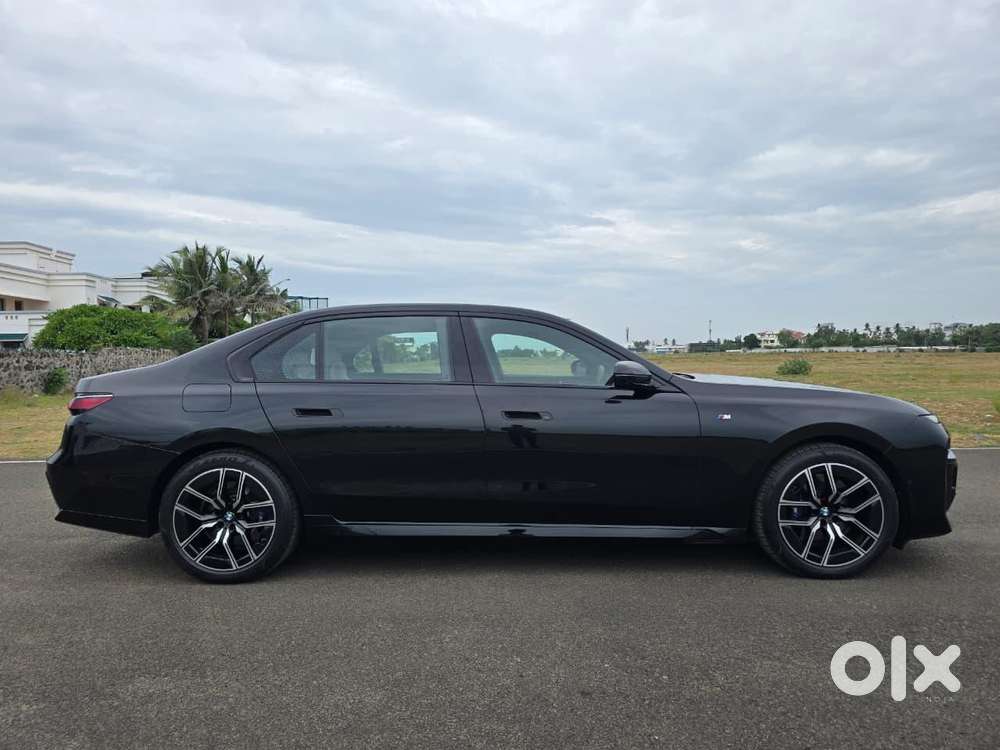 Bmw 7 Series 3.0 740i Sedan, 2023, Petrol