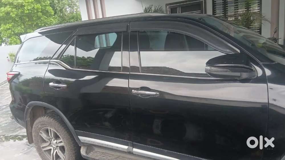Toyota Fortuner 3.0 Ltd 2023 Diesel Manual