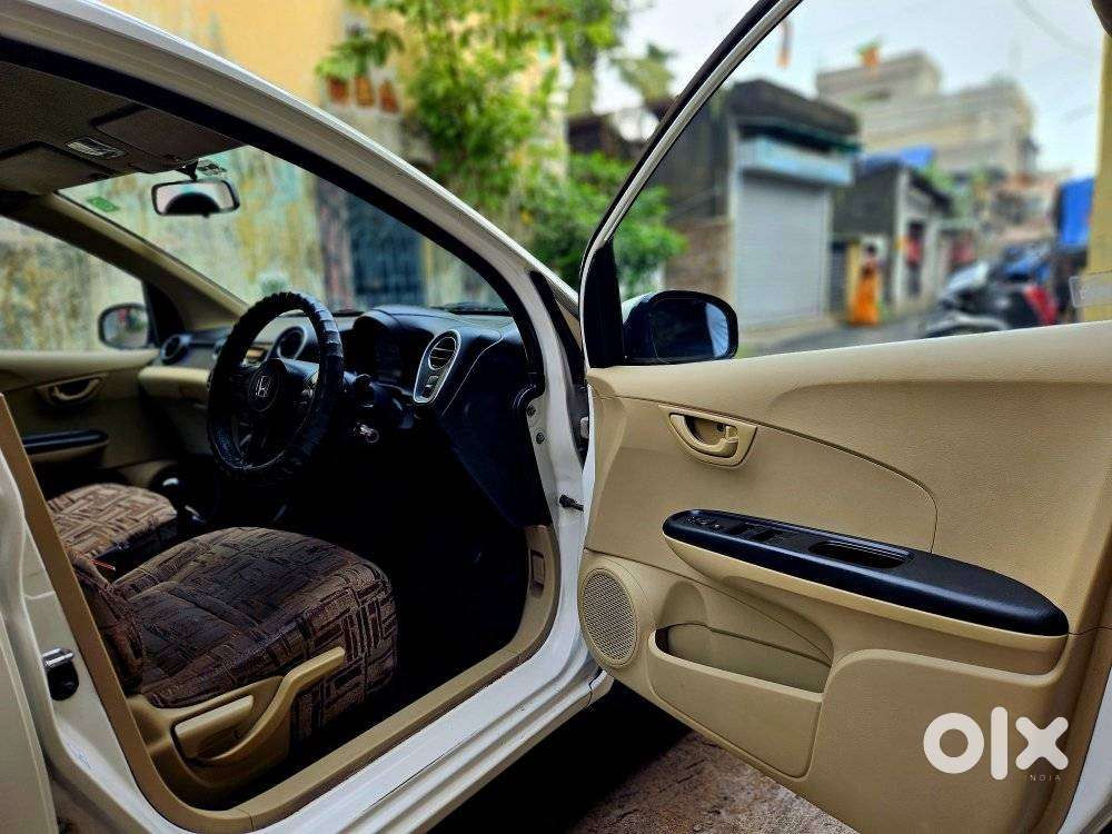 Honda Mobilio 1.5 S I-vtec Mt, 2016, Petrol