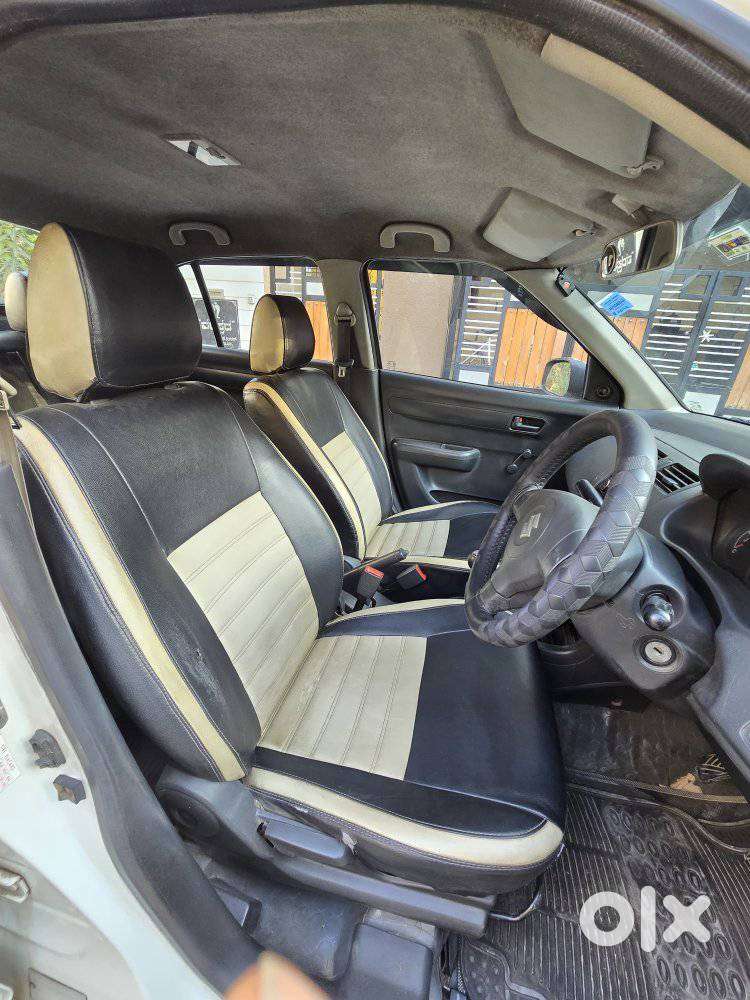 Maruti Suzuki Swift Dzire Tour Ldi, 2016, Diesel