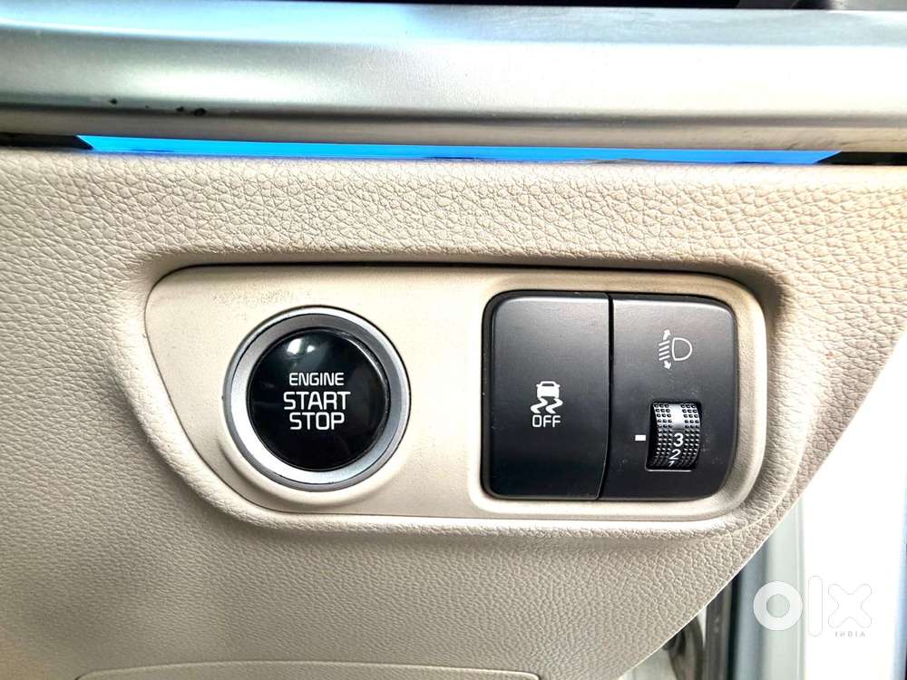 Kia Carens G1 4.6mt Luxury Plus 7, 2022, Petrol