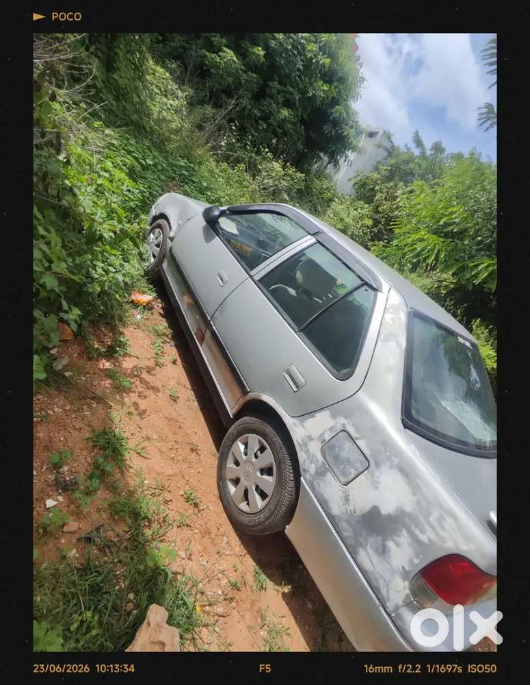 Maruti Suzuki Esteem 2004