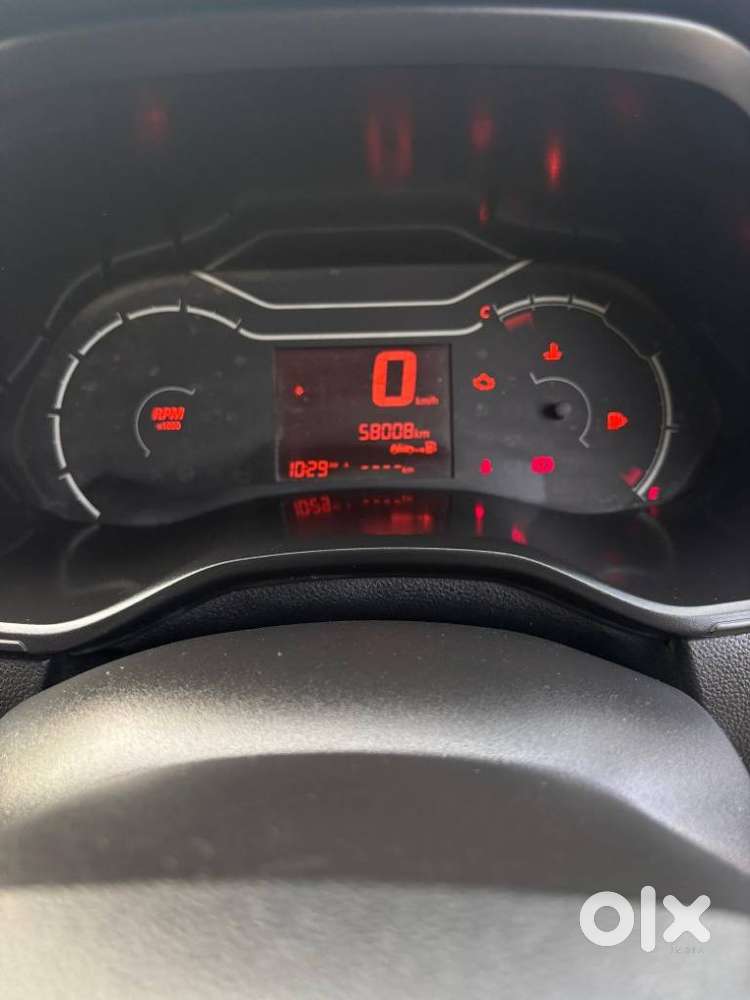 Renault Triber Rxt, 2021, Petrol