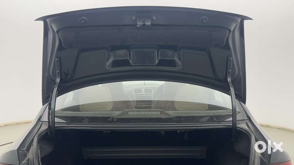 Volkswagen Vento 1.2l Tsi Highline Plus At Petrol, 2017, Petrol