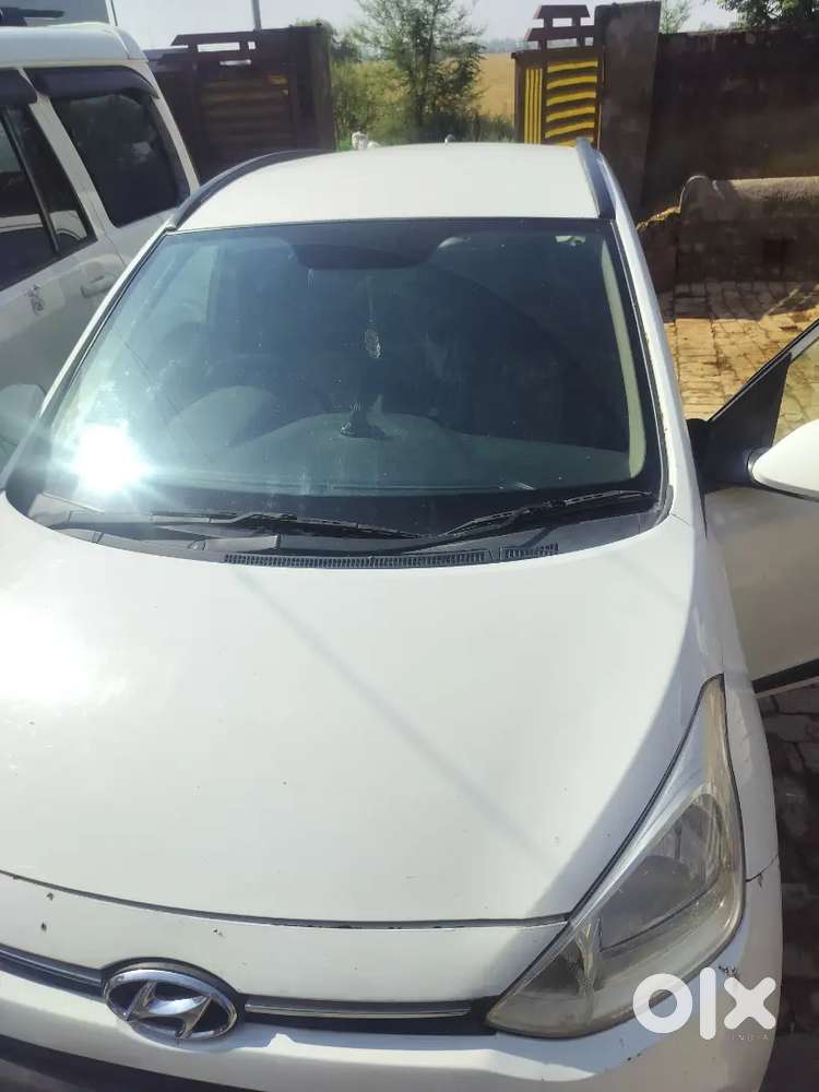 Hyundai Grand I10 2014 Diesel Well Maintained