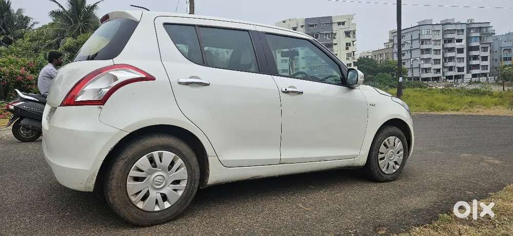 Maruti Suzuki Swift 2011