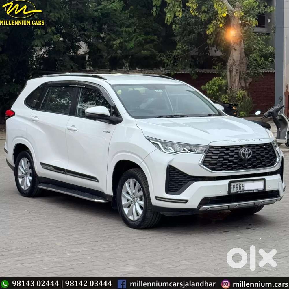 Toyota Innova Hycross 2.0 Vx Hybrid 8 Str, 2023, Petrol