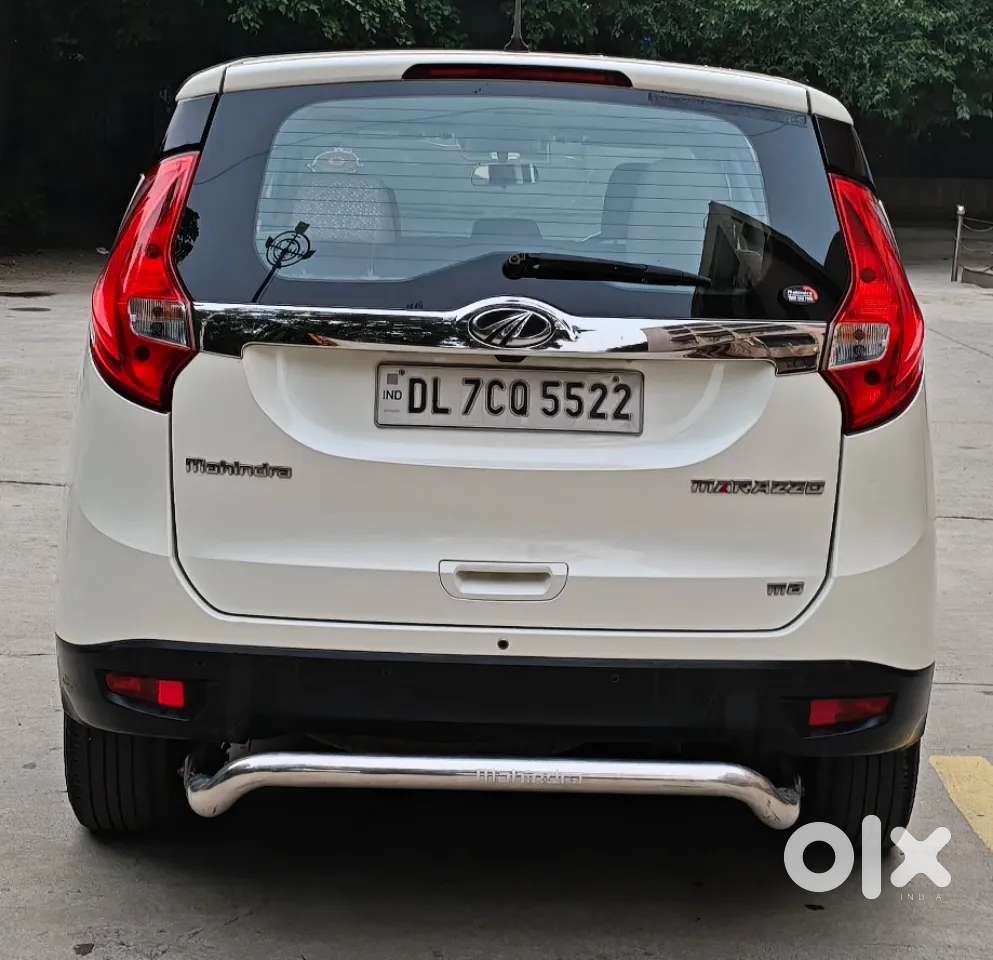 Mahindra Marazzo M6, 2018, Diesel