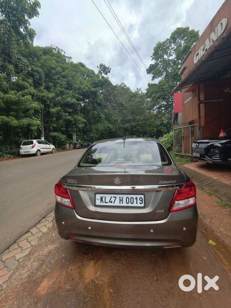 Maruti Suzuki Swift Dzire Vxi(o) Mt, 2018, Petrol