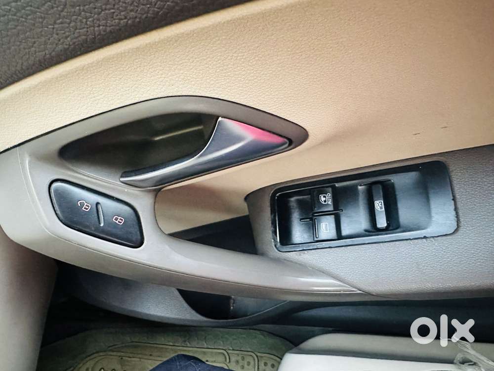 Volkswagen Vento 2010-2013 Petrol Trendline, 2013, Petrol