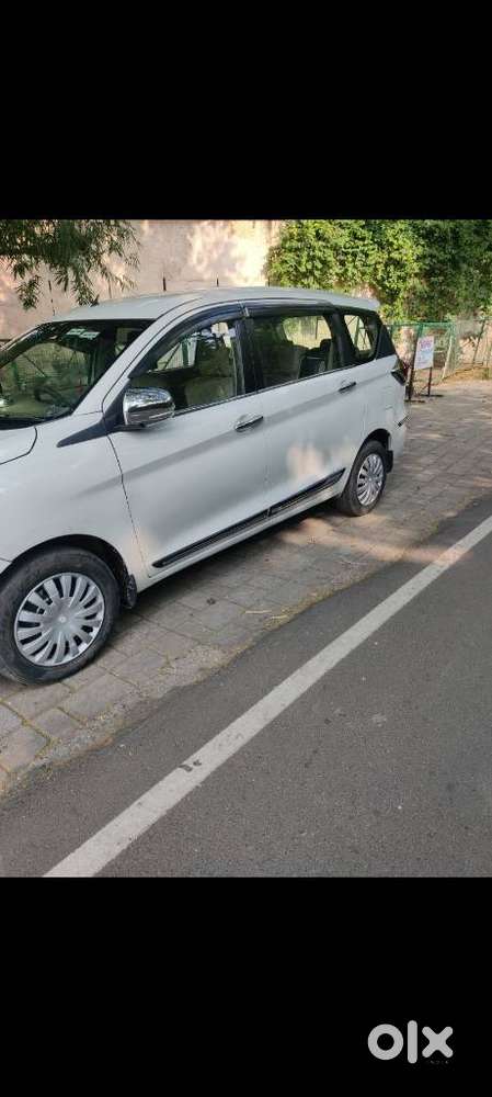 Maruti Suzuki Ertiga Lxi Petrol, 2019, Cng & Hybrids
