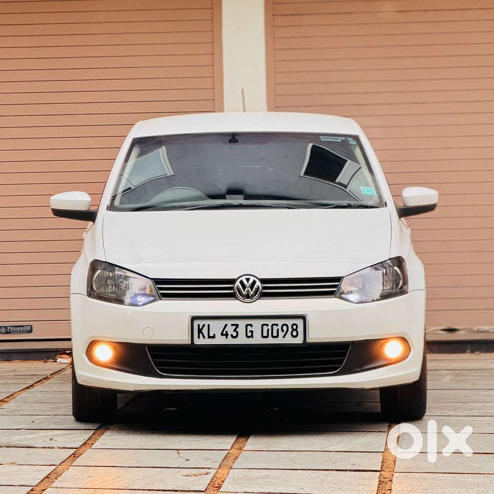 Volkswagen Vento 1.2 Tsi Highline Plus At, 2014, Petrol