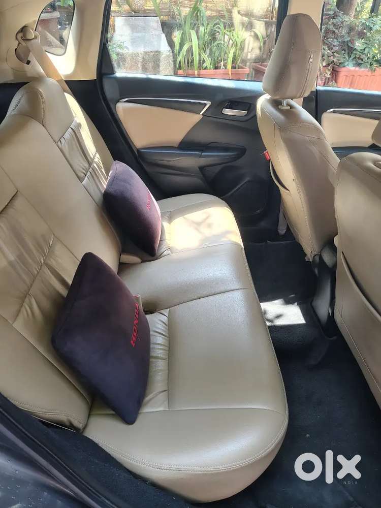 Honda Jazz Automatic Top End 2018 Petrol 33000 Km Driven