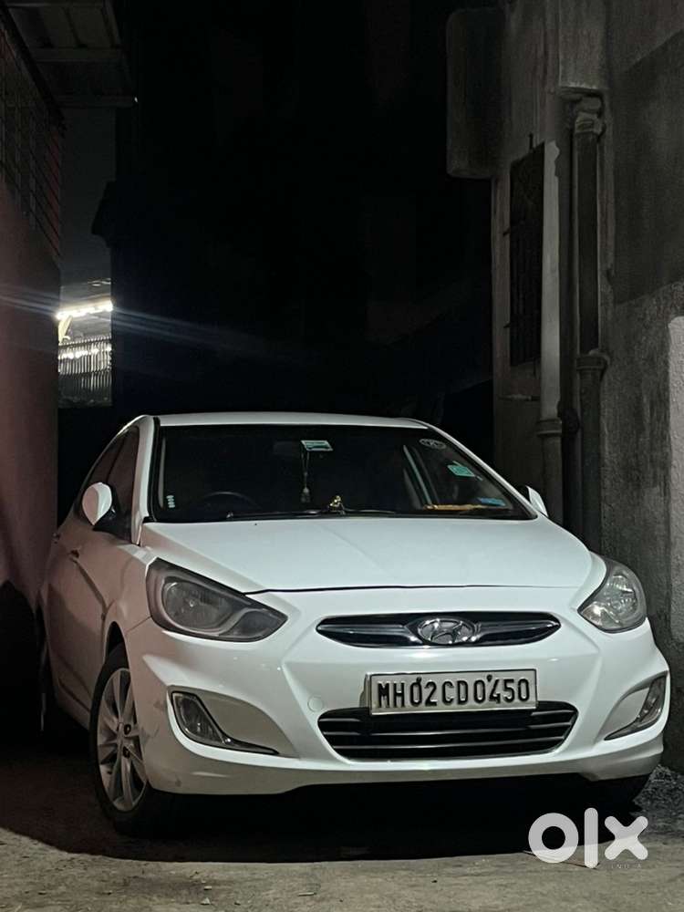 Hyundai Fluidic Verna 2011