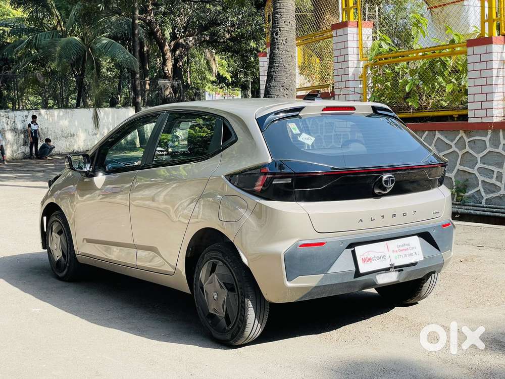 Tata Altroz Xe Cng, 2025, Cng & Hybrids