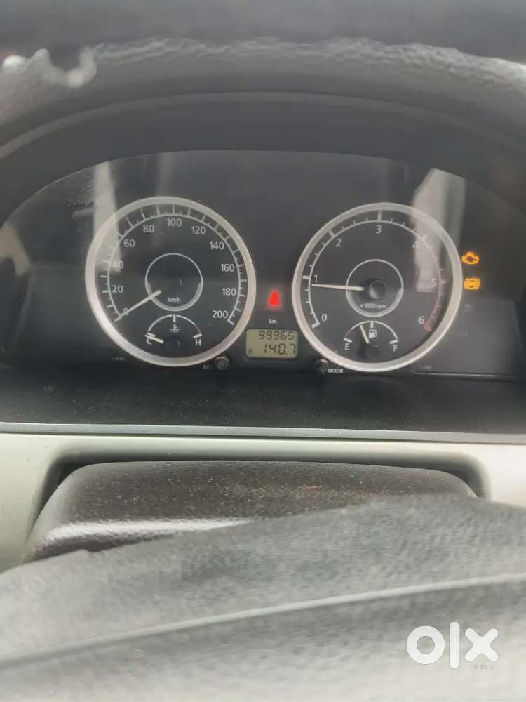 Tata Safari Storme 2013