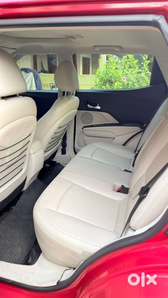 Mahindra Xuv300 W8(o) Petrol Manual 2019