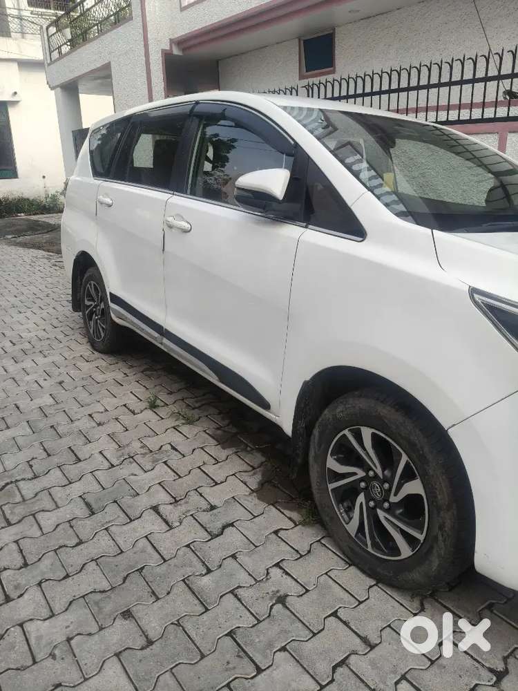 Toyota Innova Crysta Diesel 2021