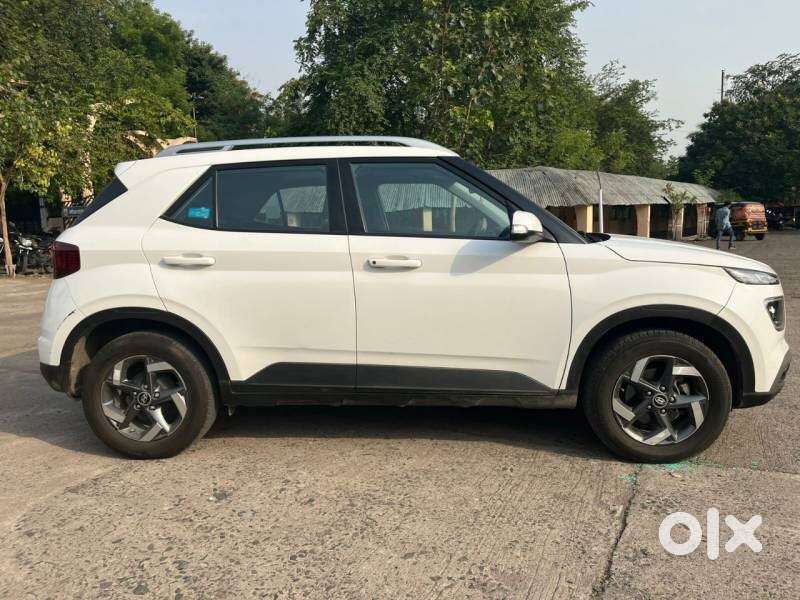 Hyundai Venue Sx (o) Mt 1.5 Diesel, 2021, Diesel