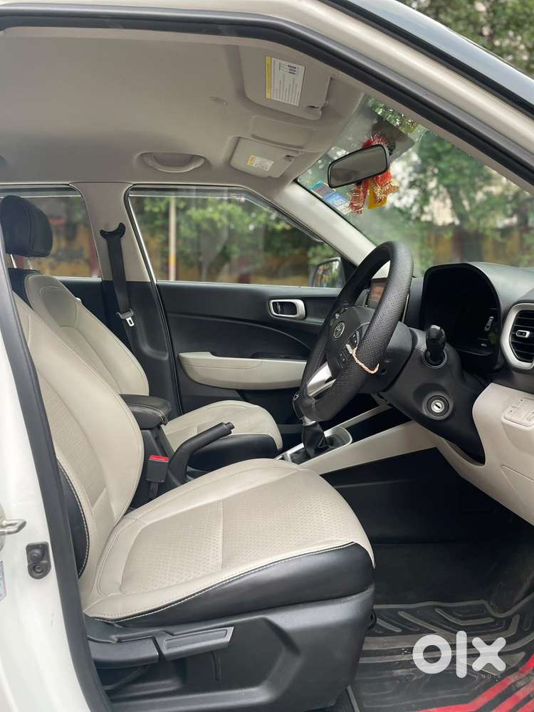 Hyundai Venue 1.0 S (o) Turbo Imt, 2023, Petrol