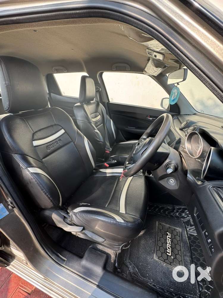 Maruti Suzuki New-gen Swift 2023 Petrol 42000 Km Driven