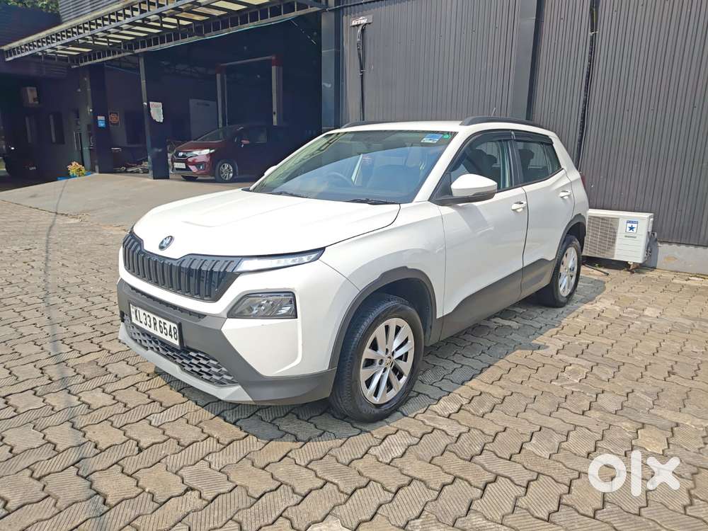 Skoda Kylaq Signature At, 2025, Petrol
