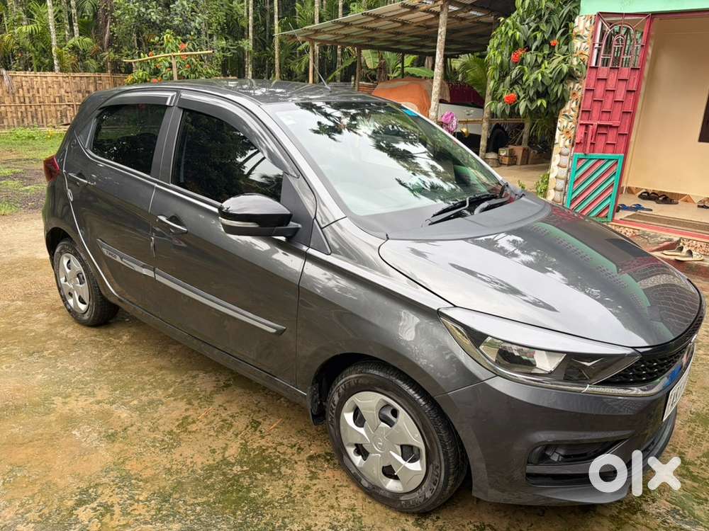 Tata Tiago 12000 Km Driven