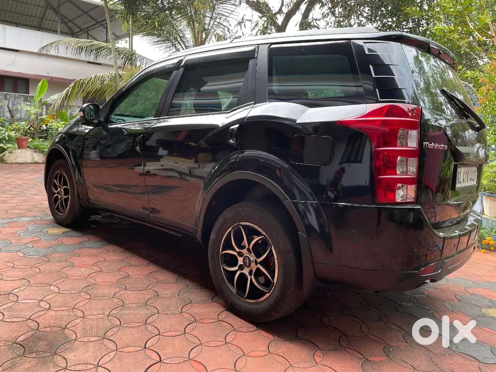 Mahindra Xuv500 2015