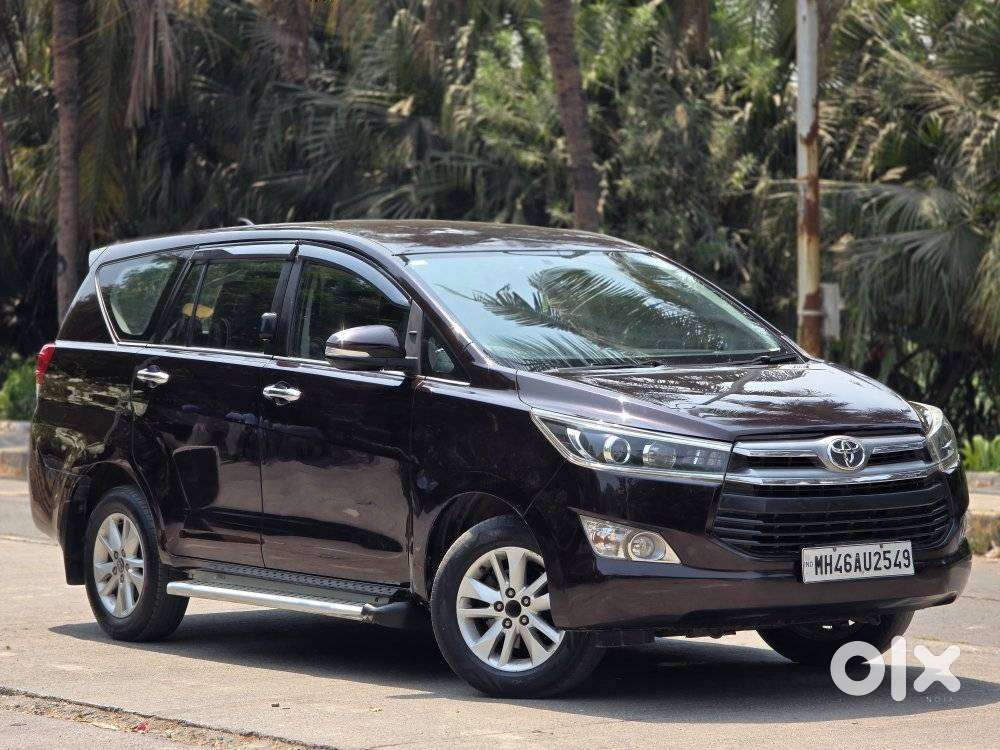 Toyota Innova Crysta 2.4 V 7 Str, 2016, Diesel