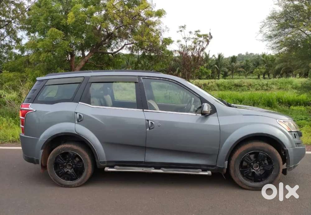 Mahindra Xuv5oo W8 Fwd For Sale