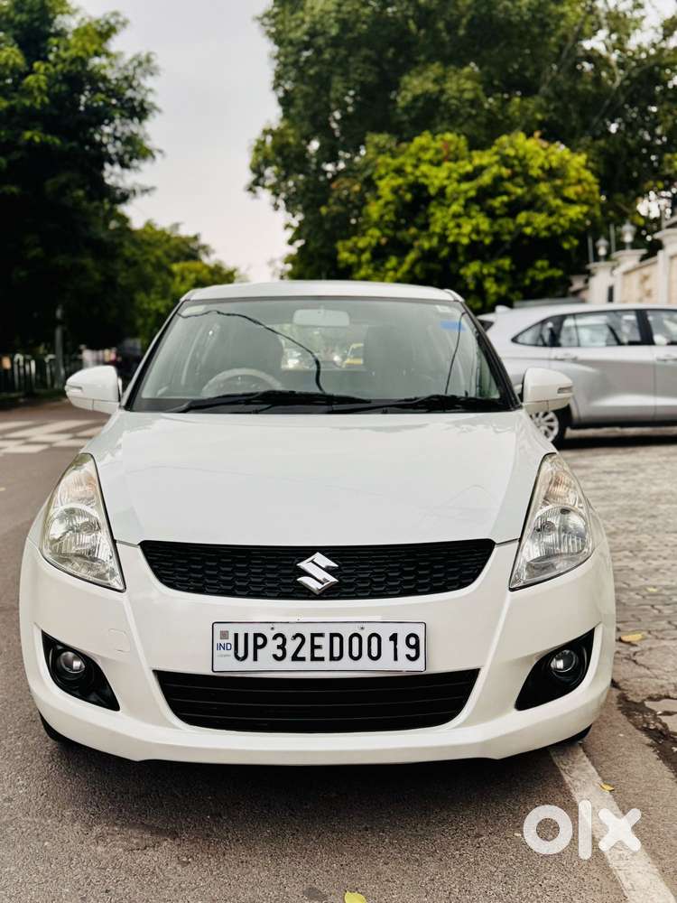 Maruti Suzuki Swift Vxi Optional, 2012, Petrol