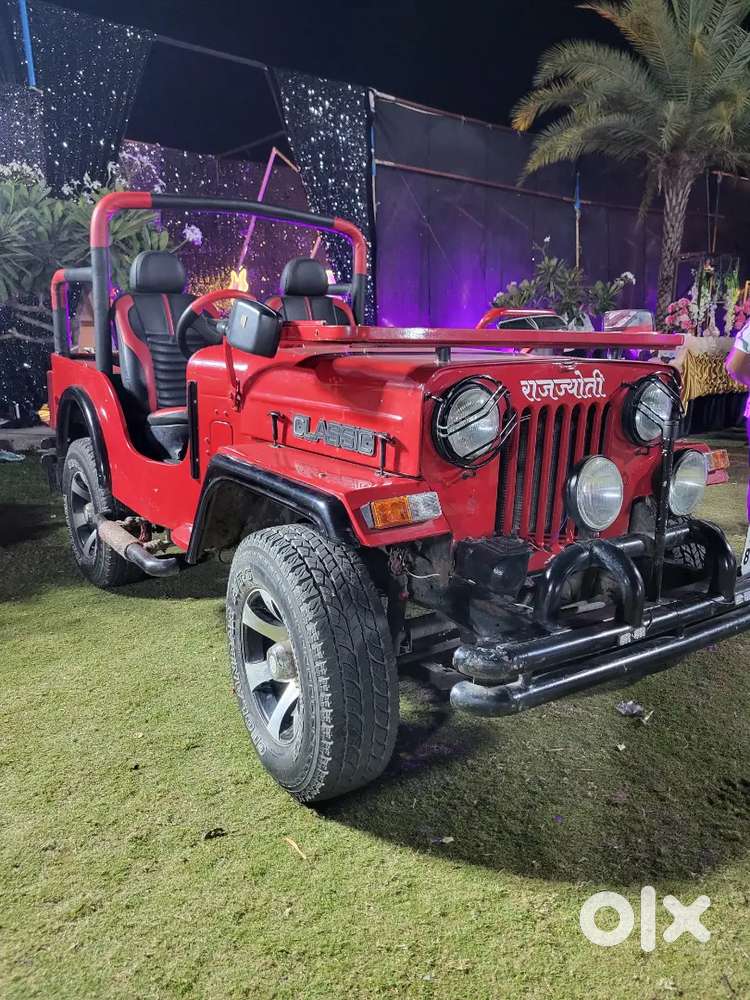 Mahindra Open Gypsy Jeep