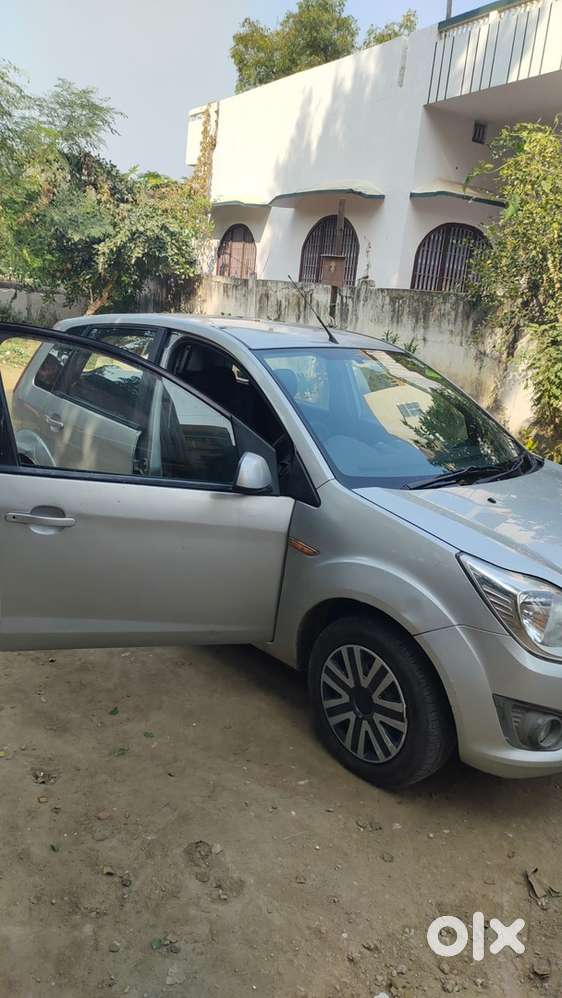 Ford Figo 2015 Well Maintained &ndash; Zxi Diesel, 22+ Mileage