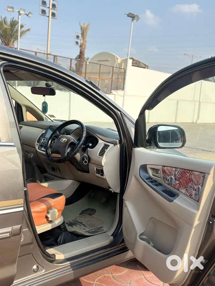 Toyota Innova 2012 Diesel 157000 Km Driven