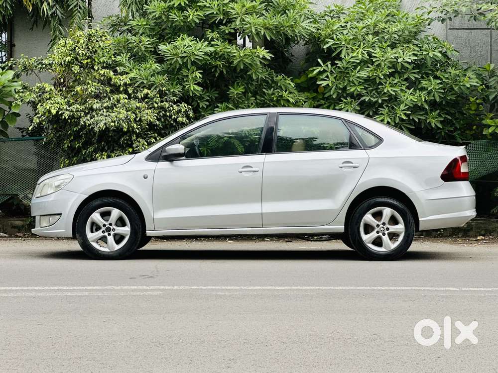 Skoda Rapid Elegance 1.6 Tdi Cr Manual, 2014, Diesel