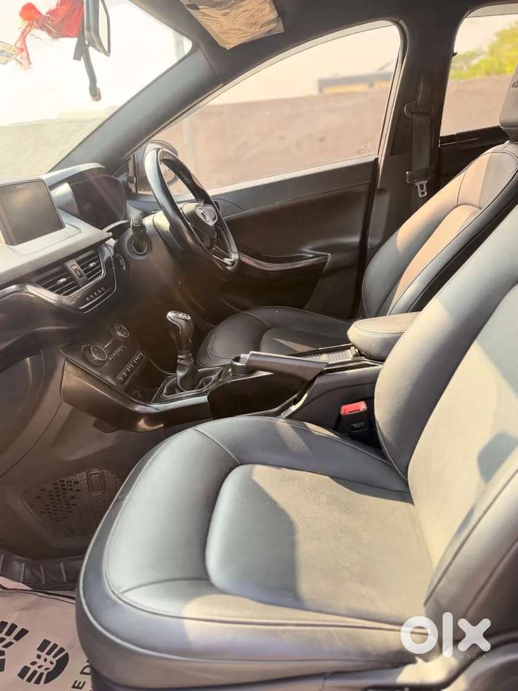 Tata Nexon 1.2 Revotron Xz Plus Hs Dark Edition, 2023, Petrol