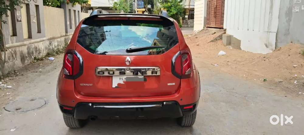 Renault Duster Rxz Automatic Transmission Show Room Track.