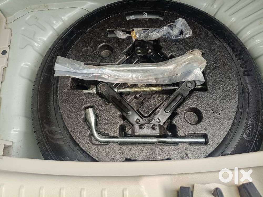Mahindra Xuv300 W8 Option, 2021, Petrol