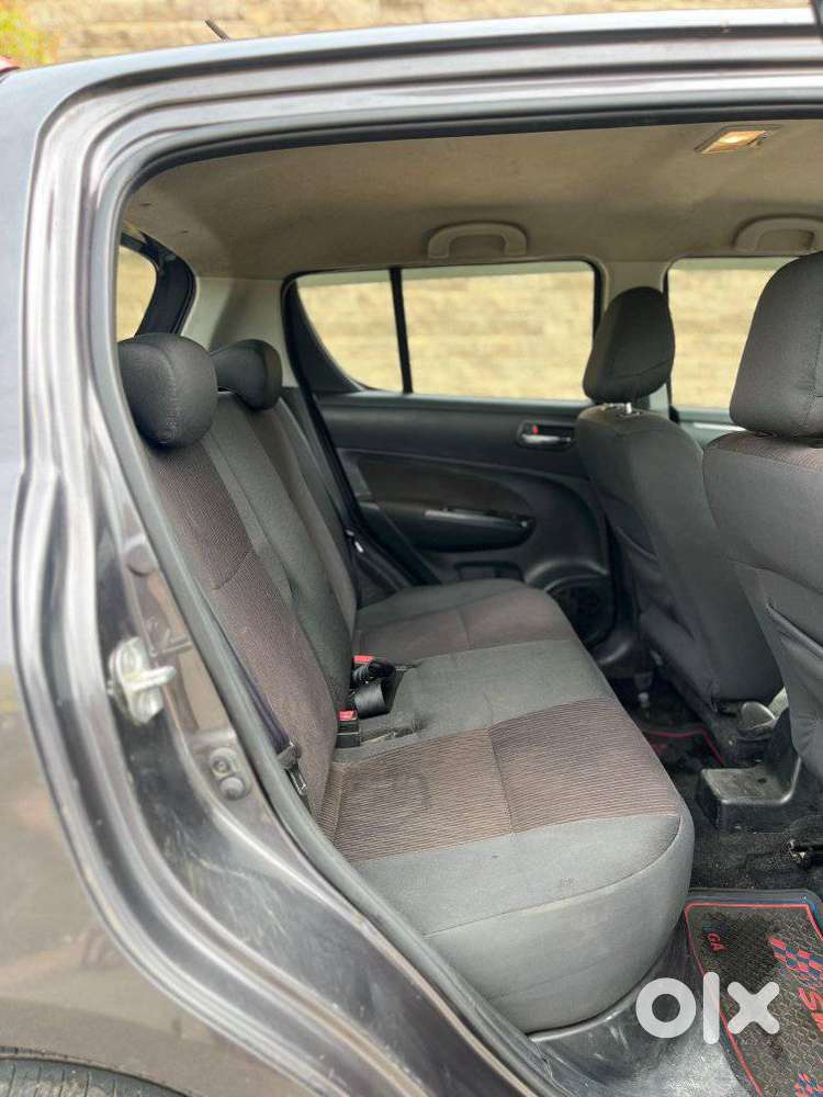 Maruti Suzuki Swift Vxi 1.2 Abs Bs-iv, 2016, Petrol