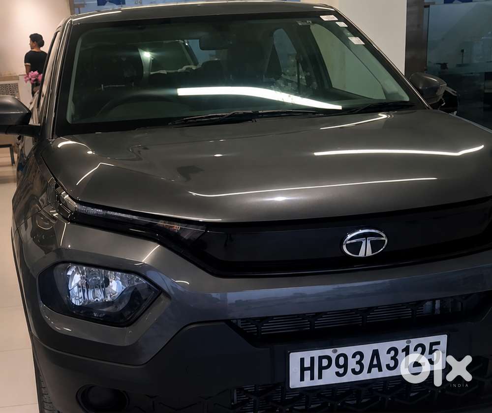 Tata Punch Pure 2025