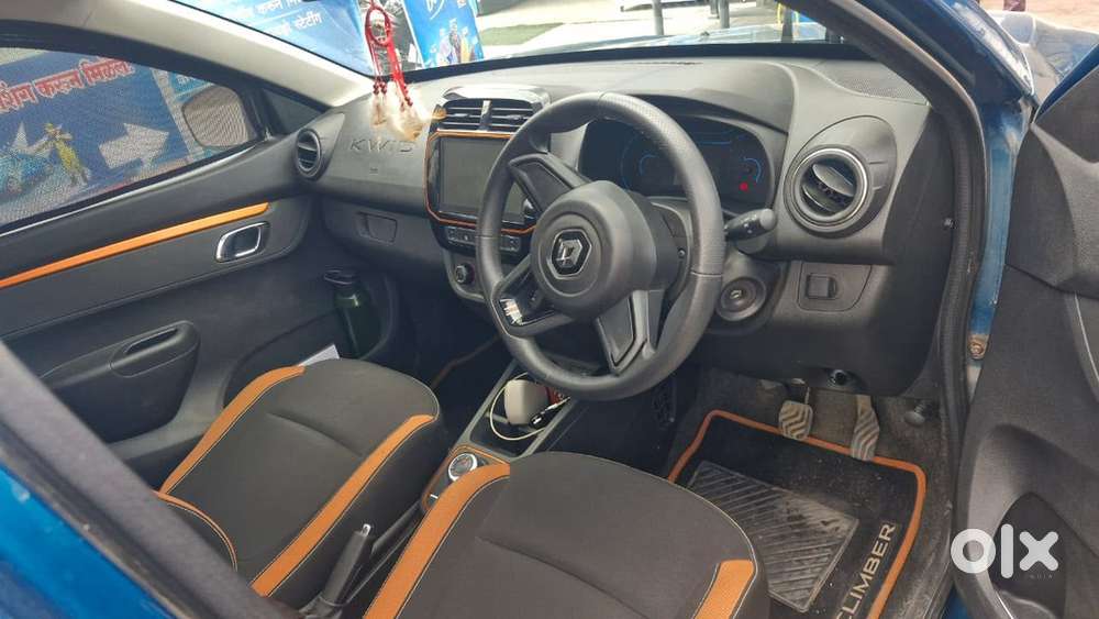 Renault Kwid Amt 2019  1st Owner  Under 10,000 Kms  Zanskar Blue