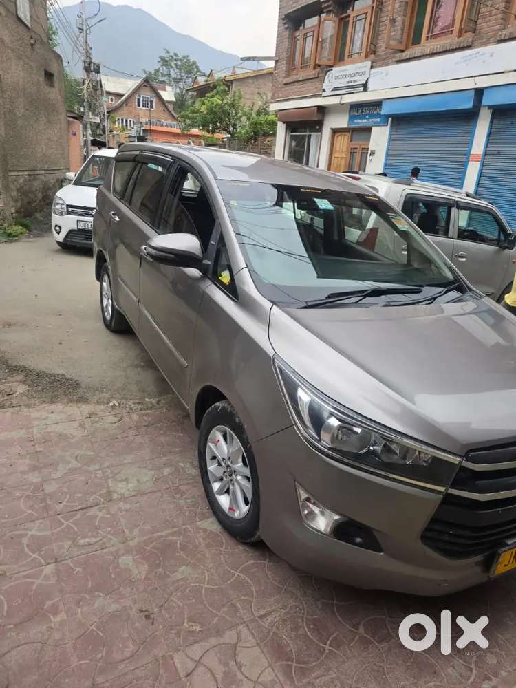 Toyota Innova Crysta 2019