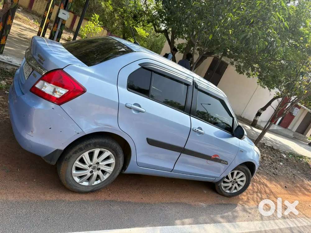 Maruti Suzuki Dzire 2015 Diesel 101125 Km Driven