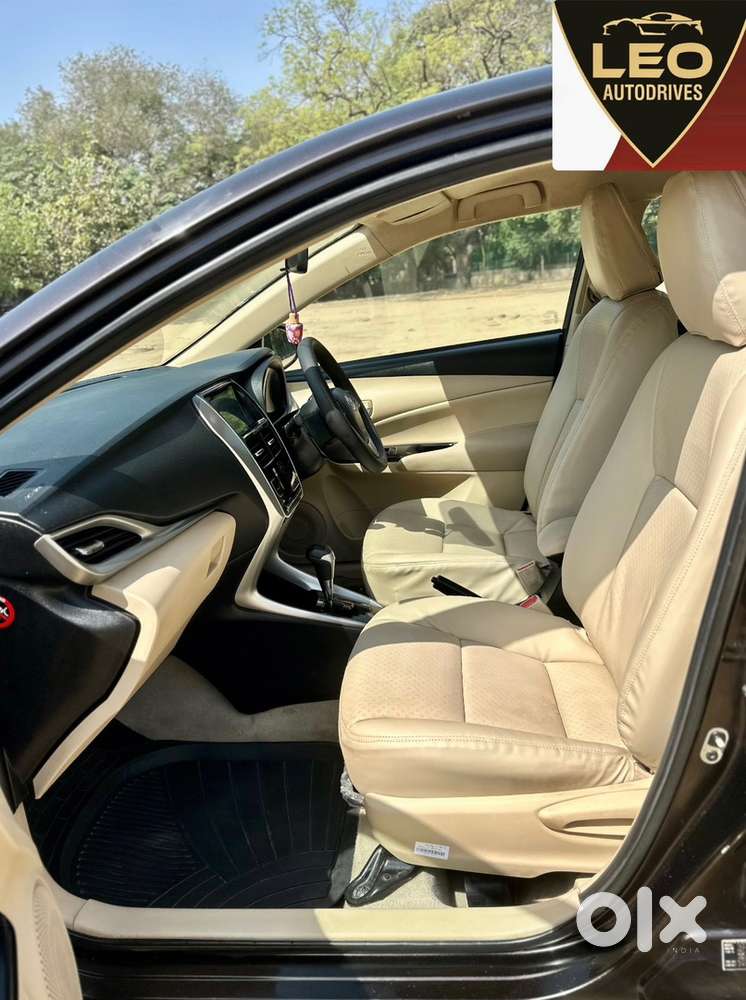 Toyota Yaris 2019 Petrol Automatic G Cvt